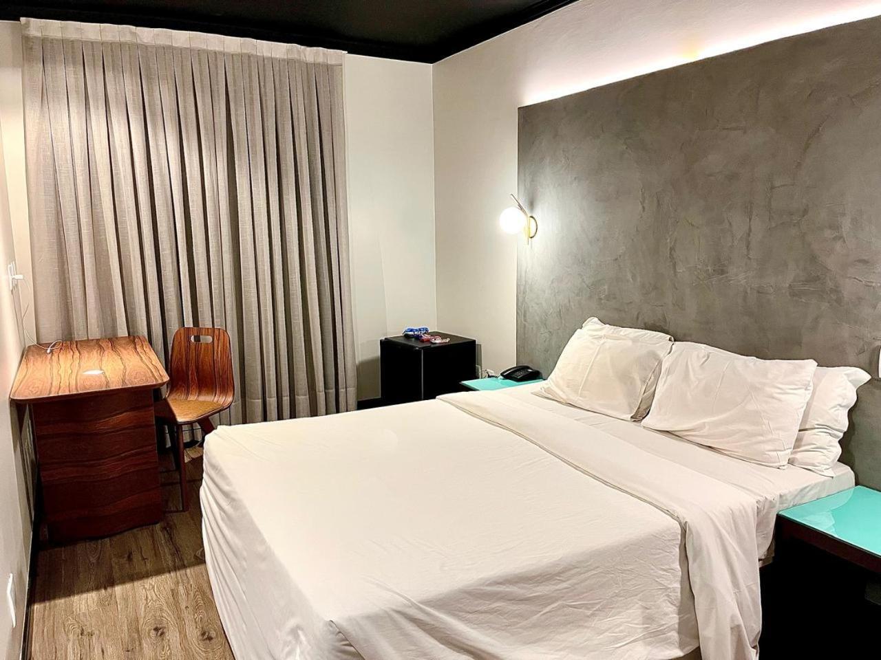 Oasis Tower Hotel 4*