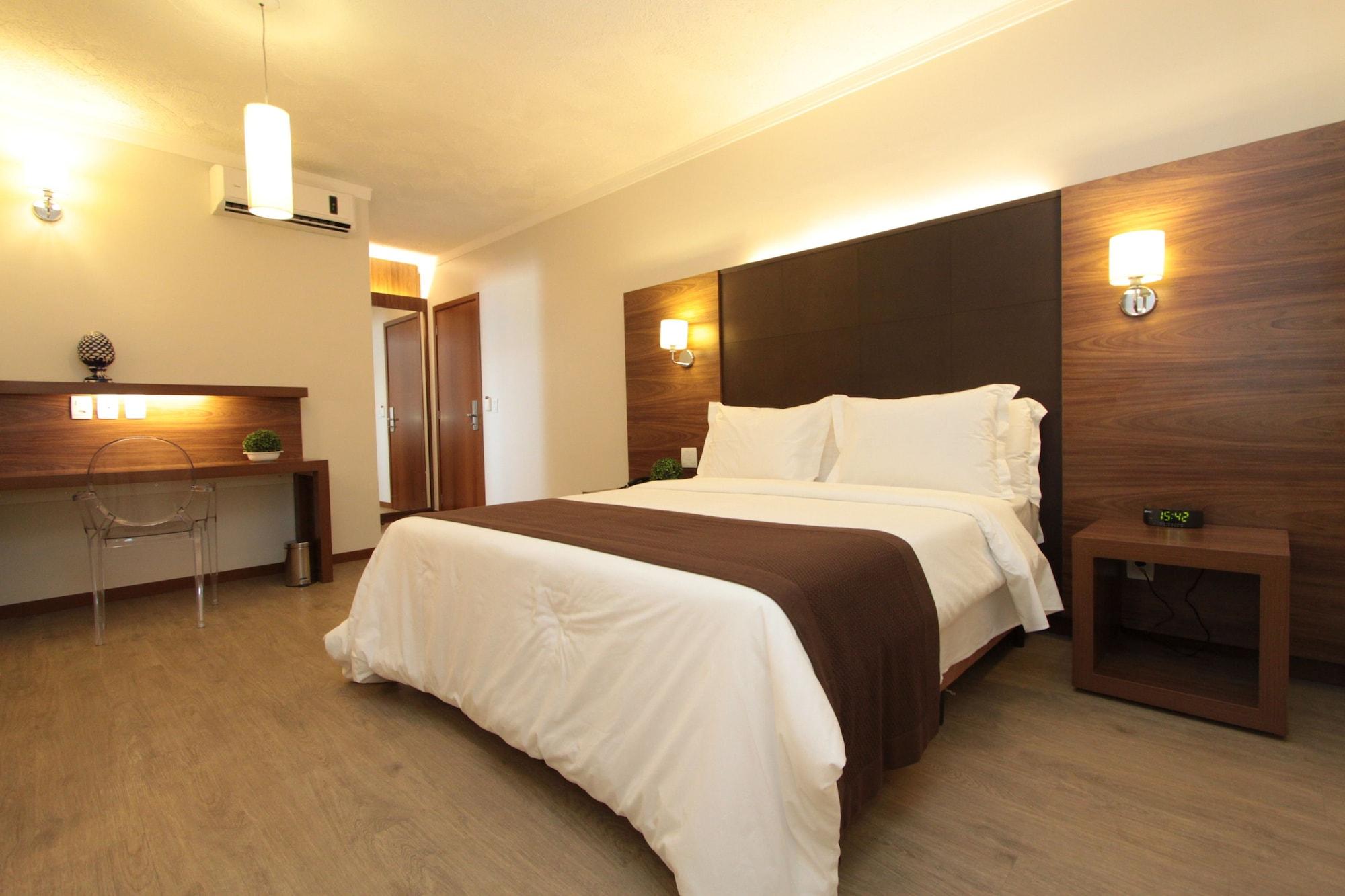 Hotel Oasis Tower