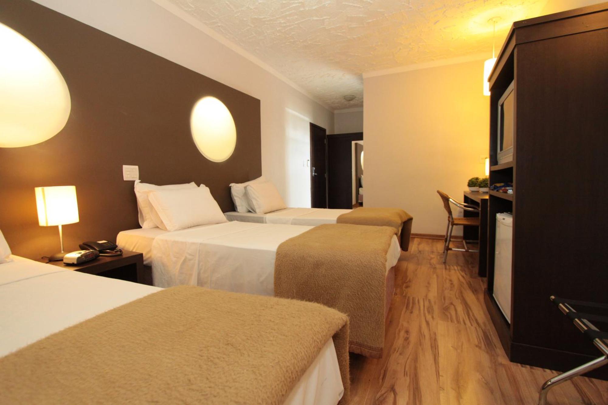 Hotel Oasis Tower