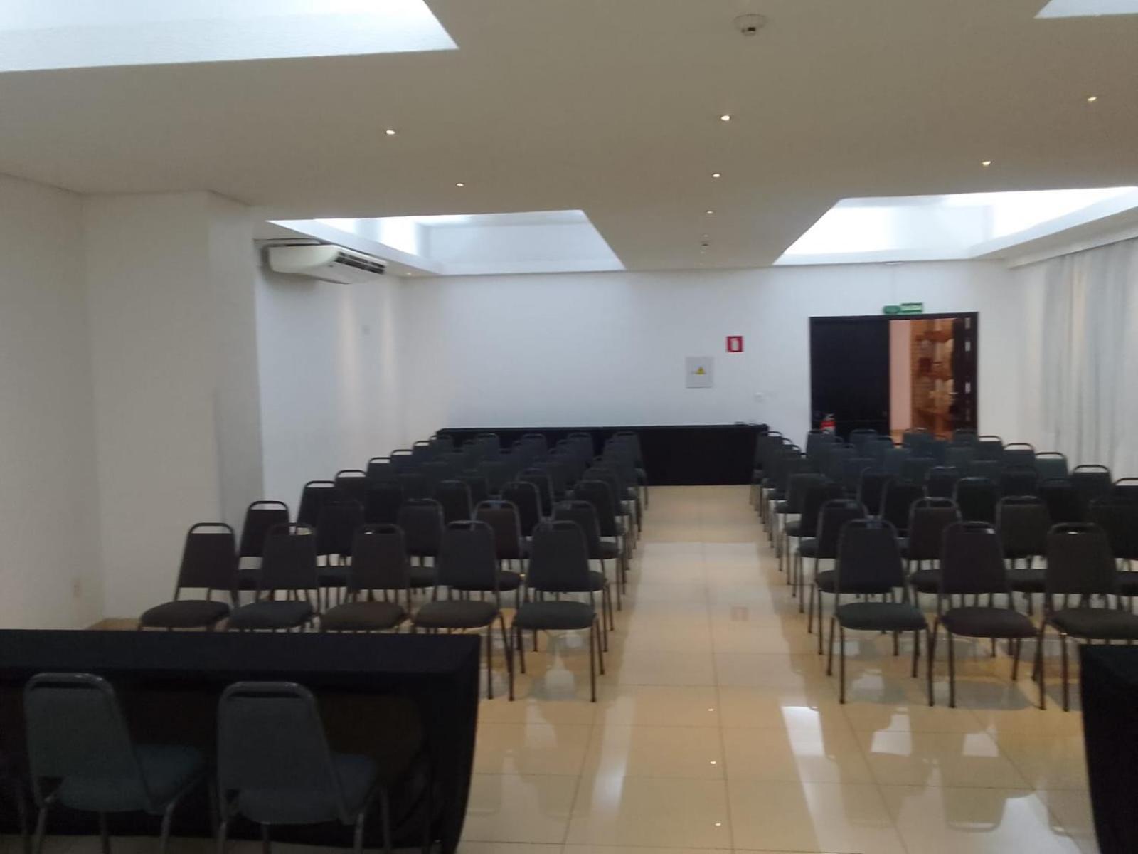 Oasis Tower 4*