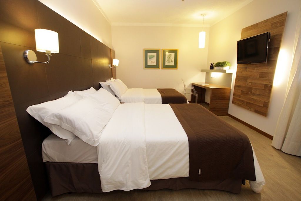 Oasis Tower 4*